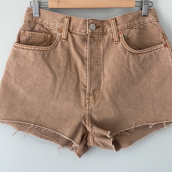 Re/Done 70s Stovepipe Tan Denim Shorts - Picture 4 of 5
